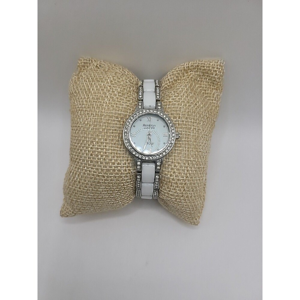 Vintage Armitron White Ceramic Crystal Accent Womens Bracelet Watch Roman‎ Dial